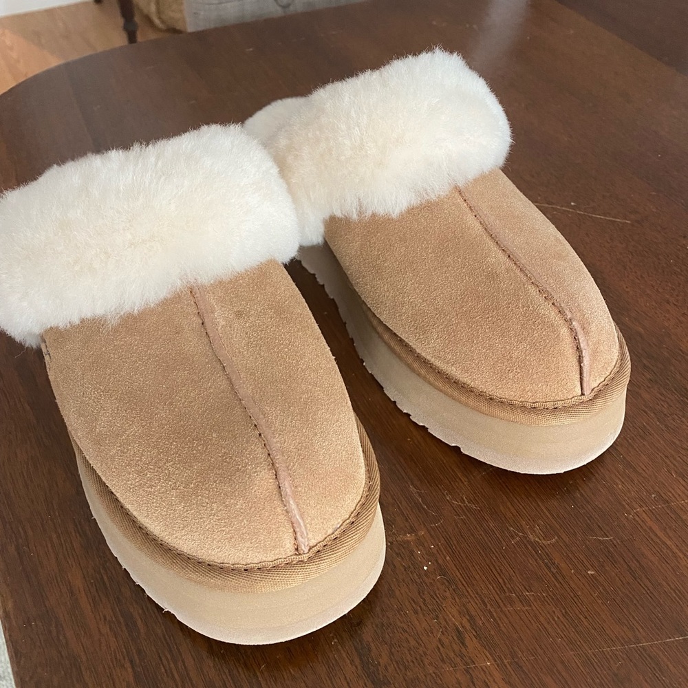 Ugg classic slipper II